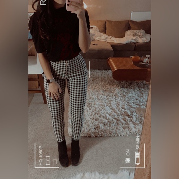 Zara checkered pants zipper in front of - Picture 4 of 4